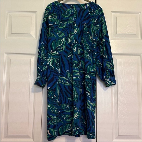 •LILLY PULITZER• Elianna 3/4 Sleeve T-Shirt Dress in Indigo Breeze Shady Gators - Picture 3 of 7